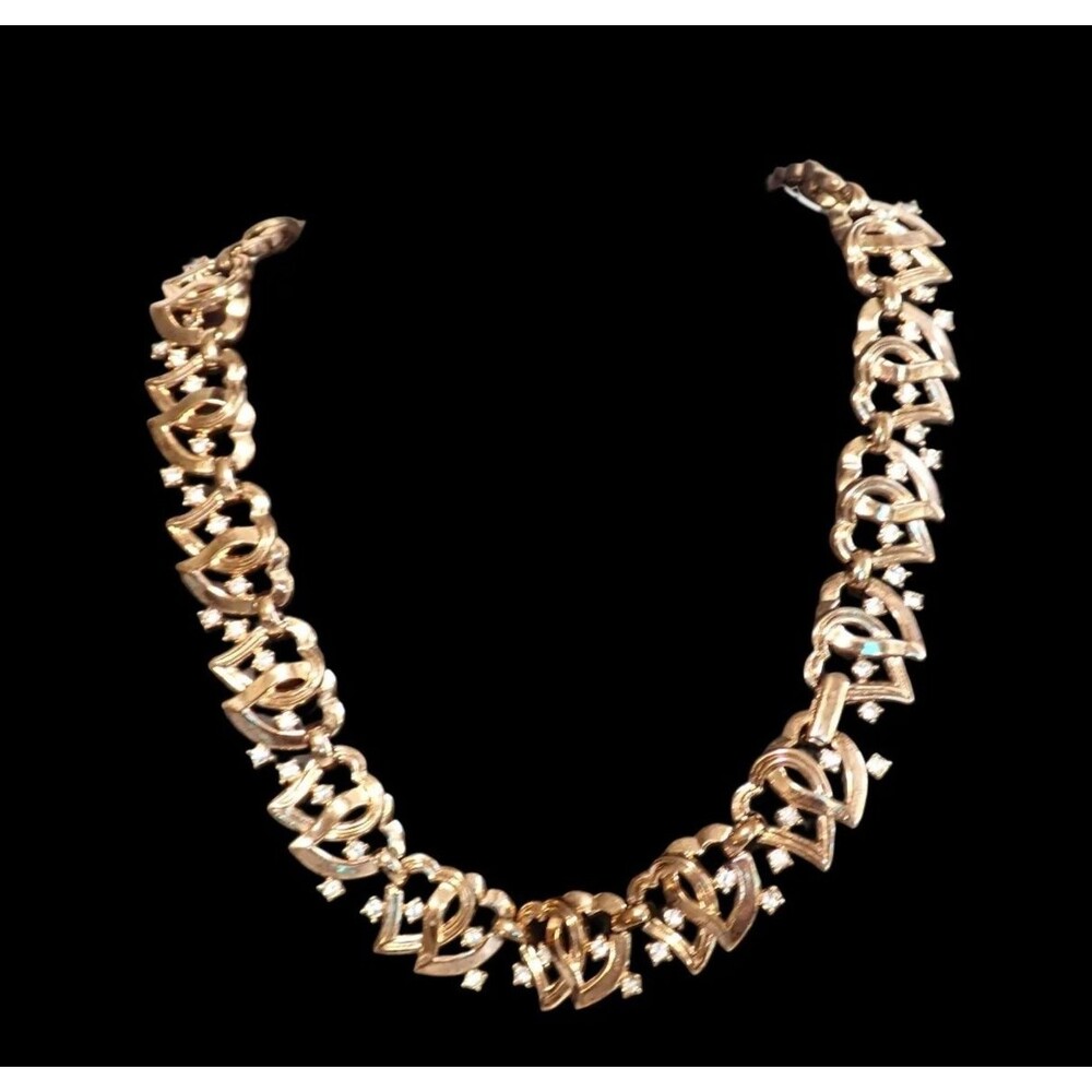 Trifari Signed Gold Tone Double Heart AB Rhinestone Chain Link Necklace 15" VTG